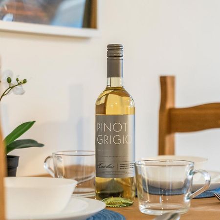 Stylish New Apartment - Free Wifi & Netflix - Top Rated - 3Mh Cradley Heath Kültér fotó