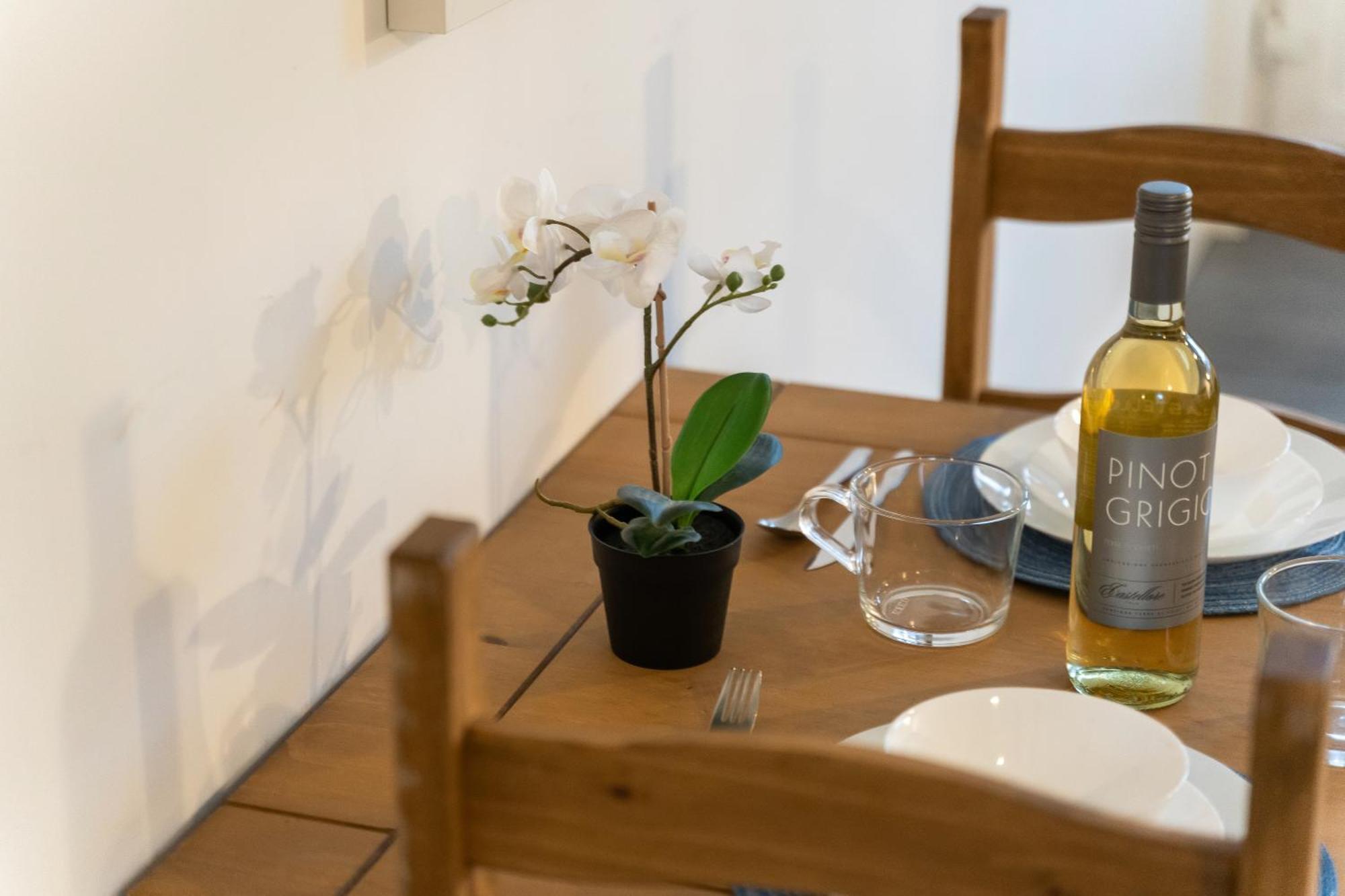 Stylish New Apartment - Free Wifi & Netflix - Top Rated - 3Mh Cradley Heath Kültér fotó