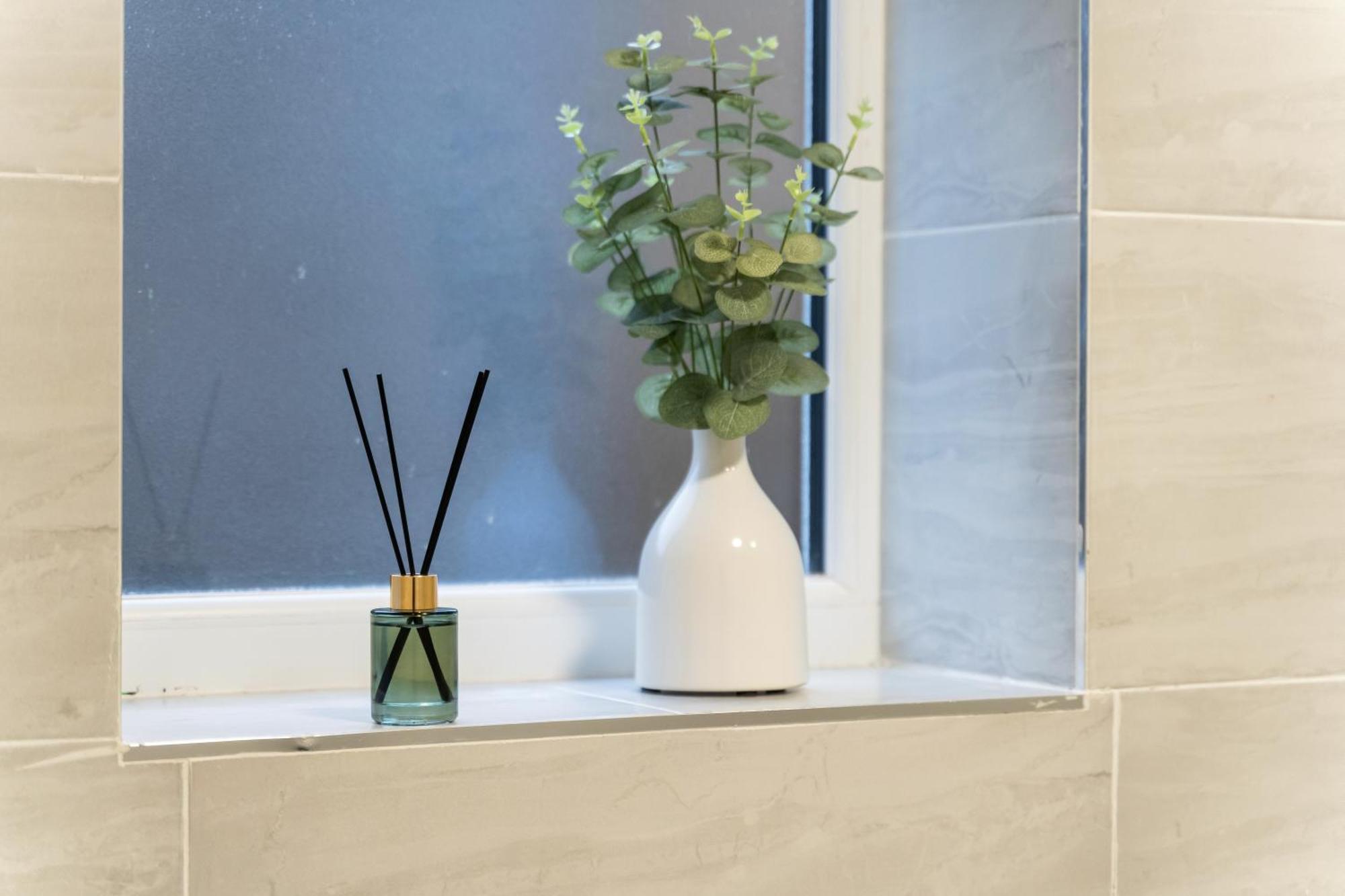 Stylish New Apartment - Free Wifi & Netflix - Top Rated - 3Mh Cradley Heath Kültér fotó