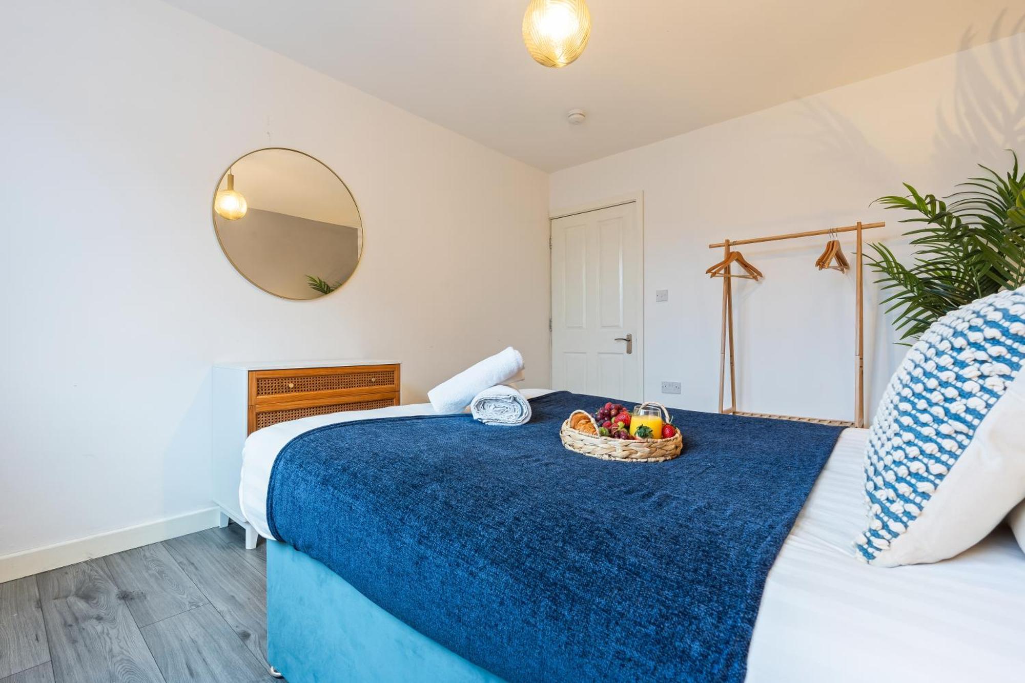 Stylish New Apartment - Free Wifi & Netflix - Top Rated - 3Mh Cradley Heath Kültér fotó