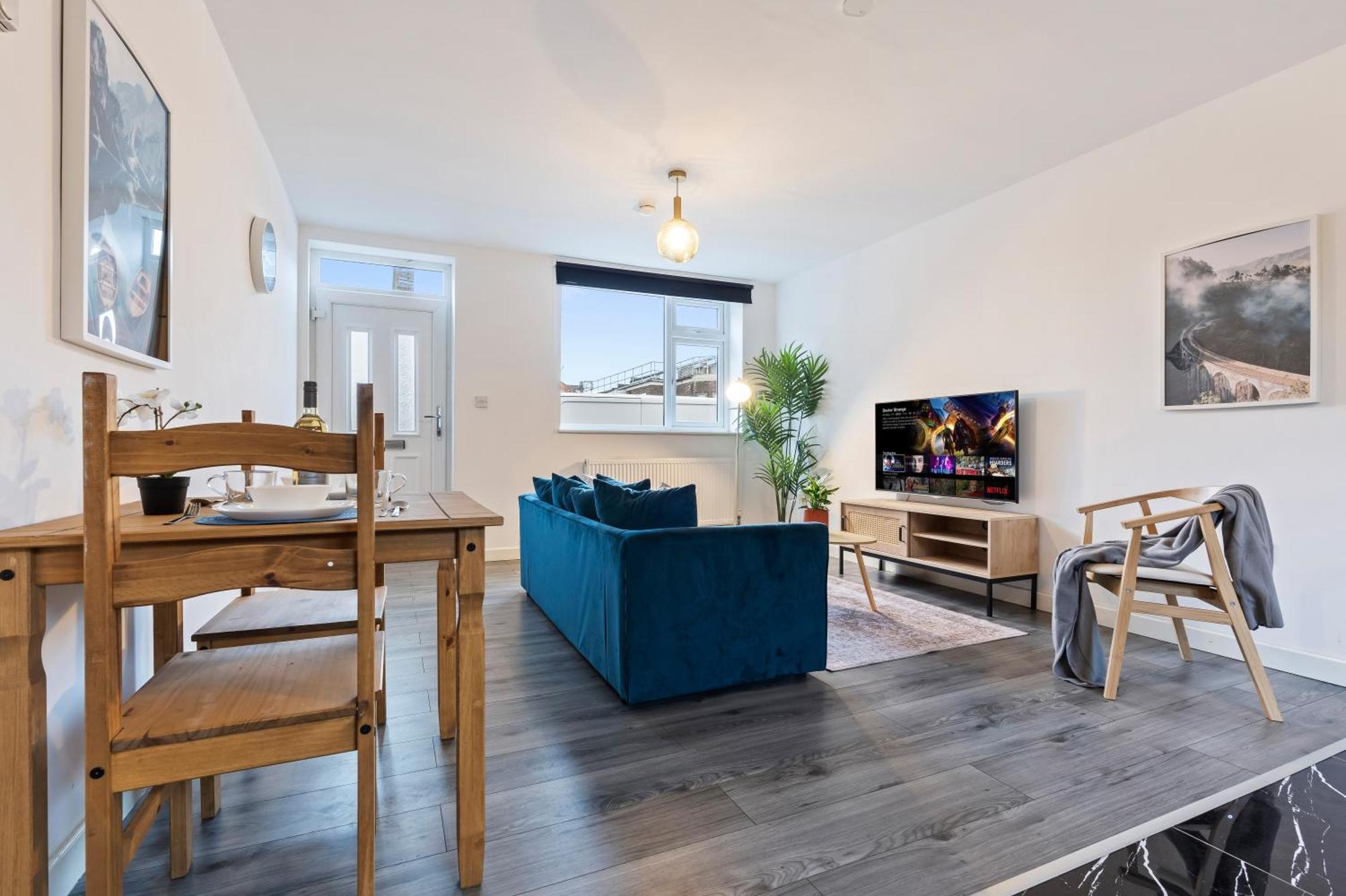 Stylish New Apartment - Free Wifi & Netflix - Top Rated - 3Mh Cradley Heath Kültér fotó